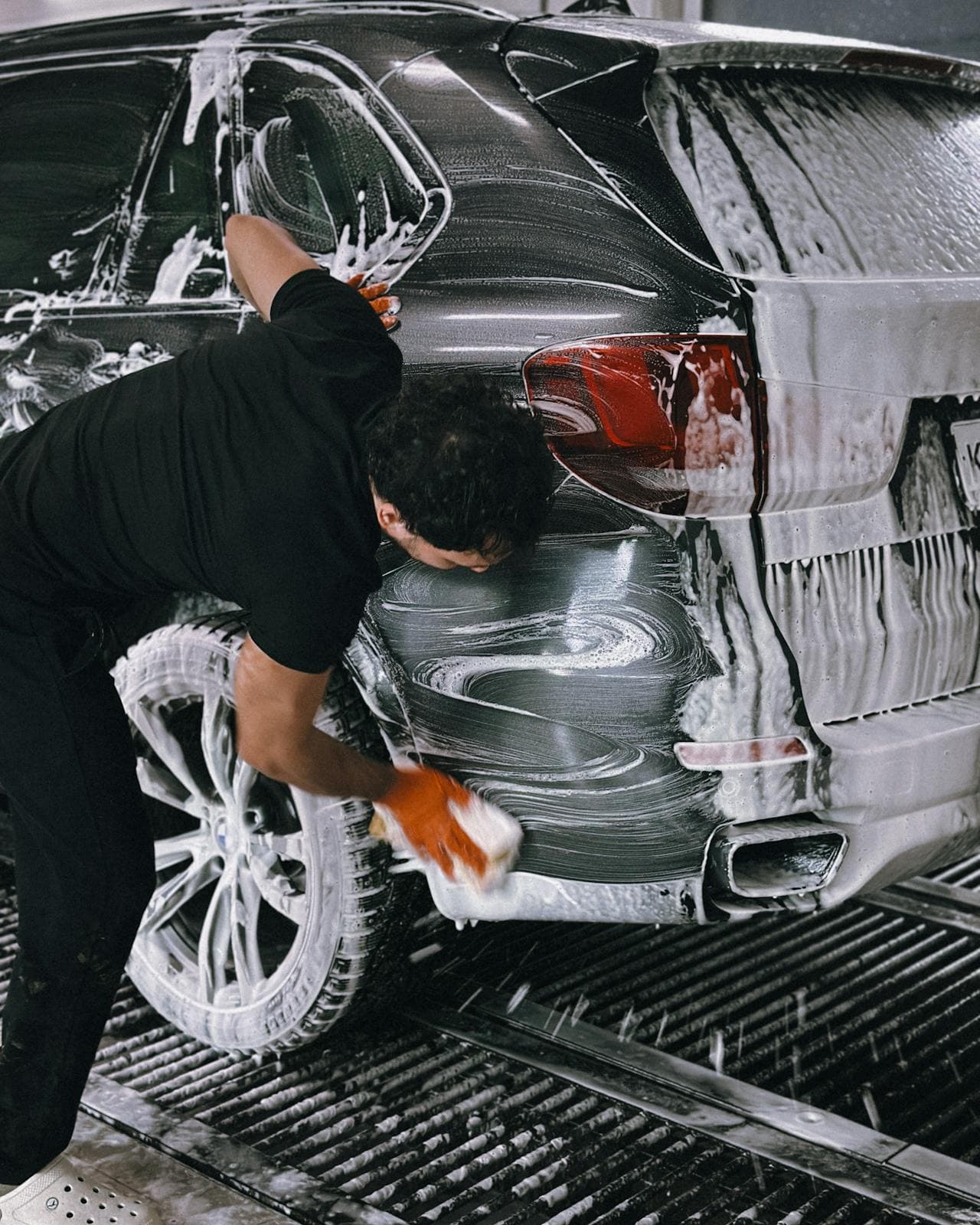 Detailed safe wash